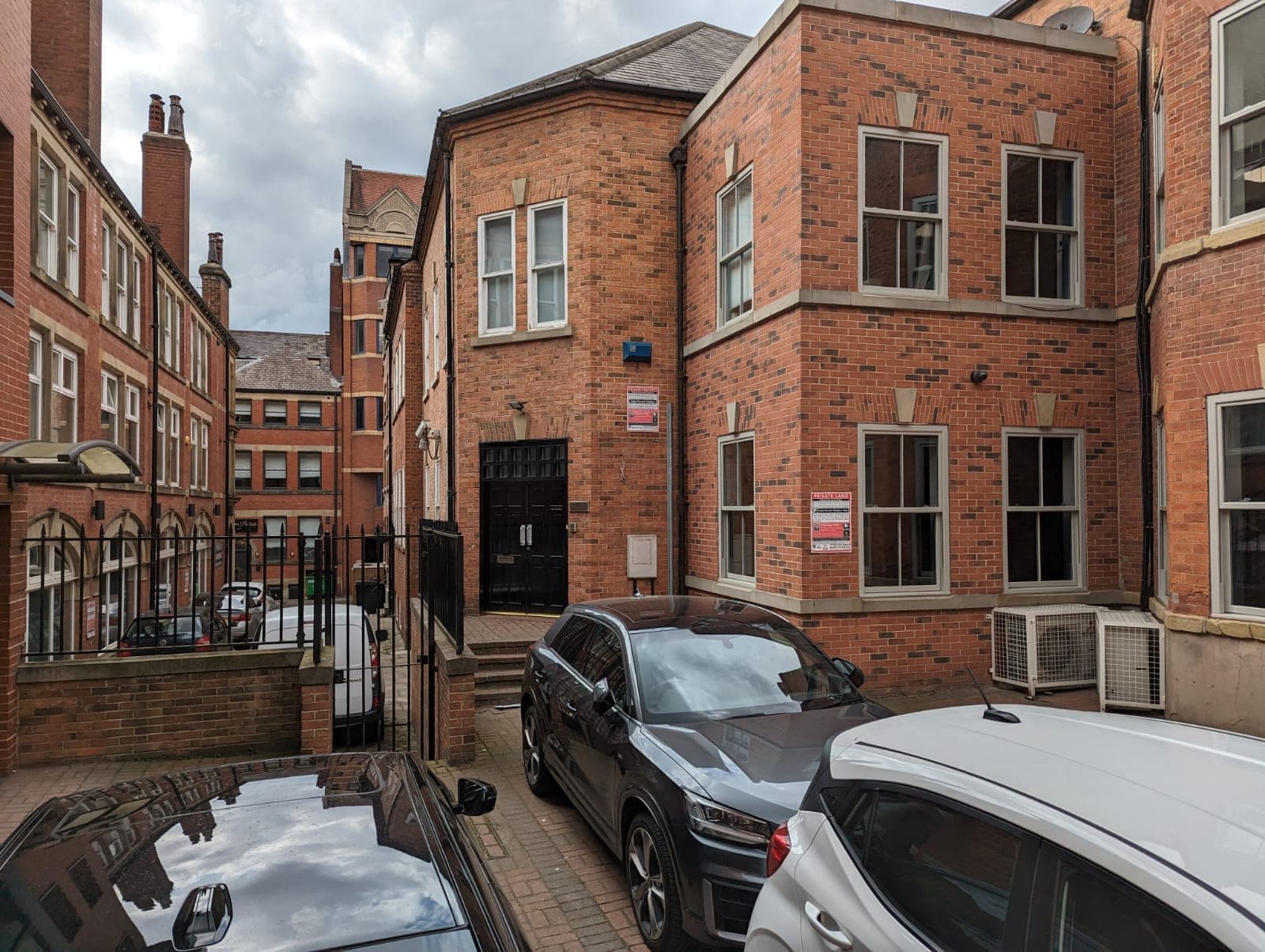 6 Butts Court, Leeds